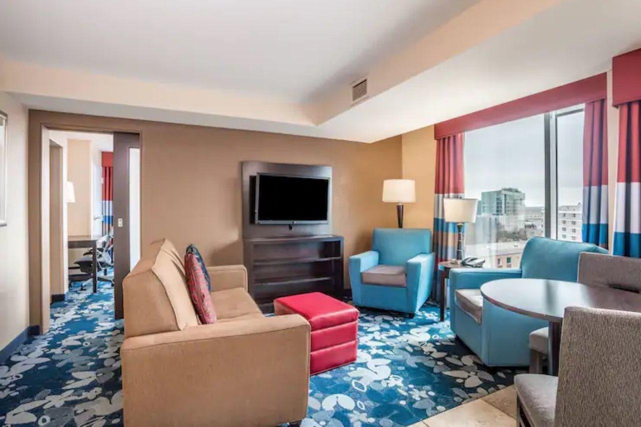Hampton Inn & Suites Madison Downtown Exteriér fotografie