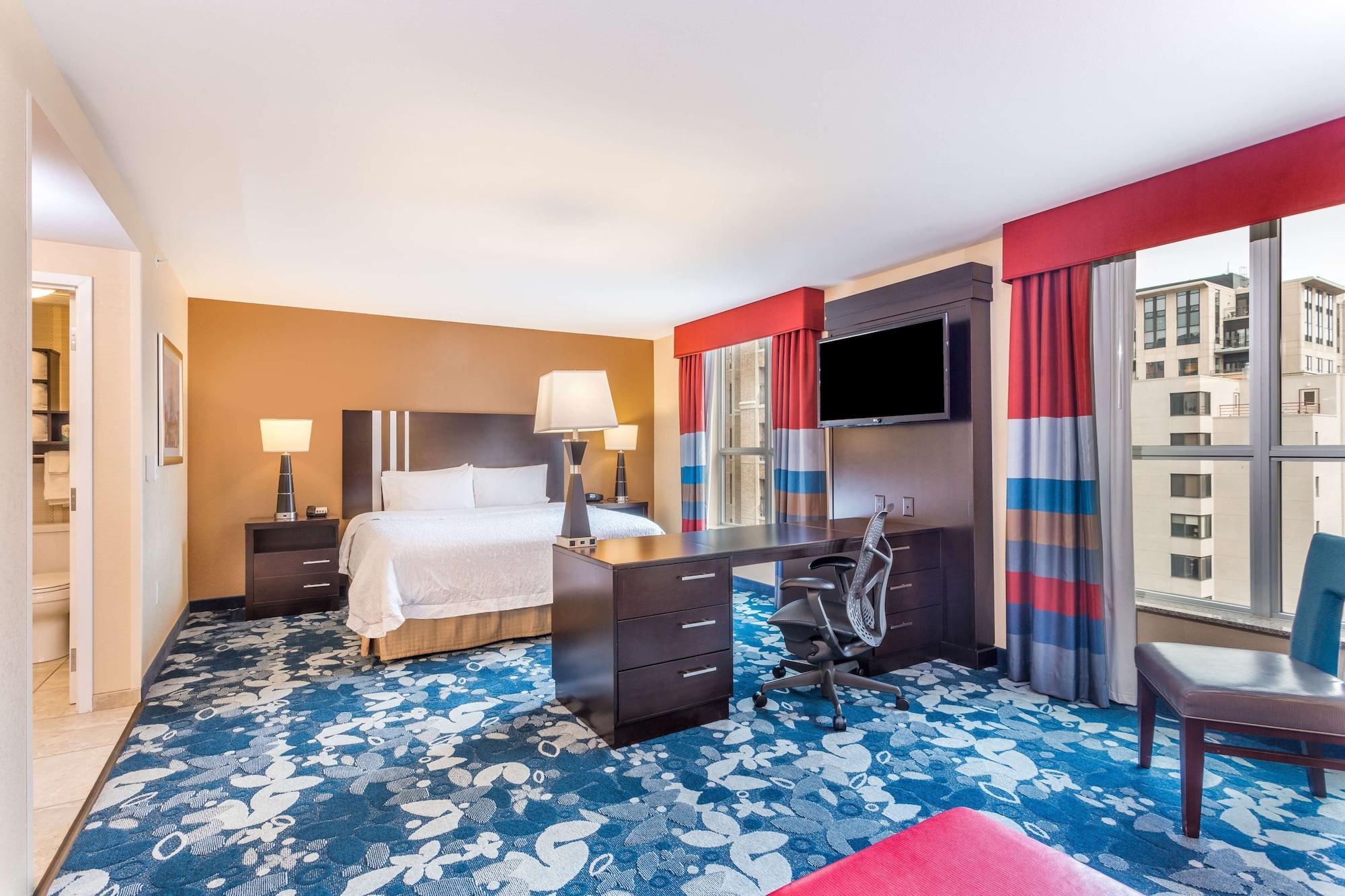 Hampton Inn & Suites Madison Downtown Exteriér fotografie