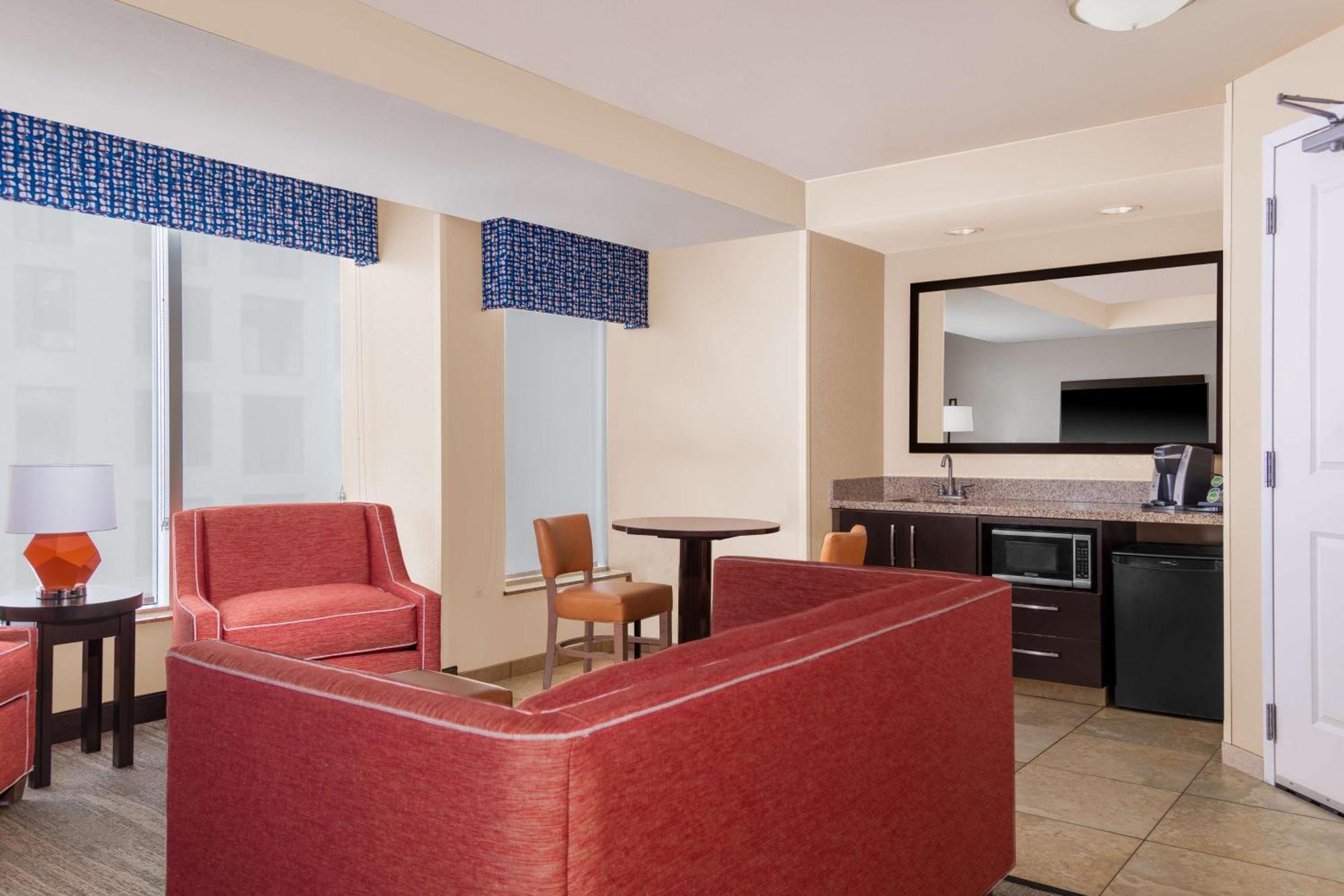 Hampton Inn & Suites Madison Downtown Exteriér fotografie