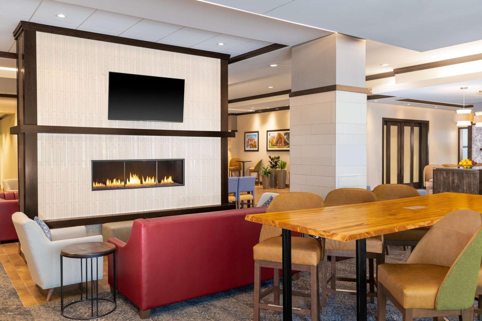 Hampton Inn & Suites Madison Downtown Exteriér fotografie